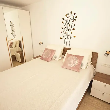 Riviera Blue Apartments With Seaview, Private Whirlpools And Parking Near Opatija Opric Exterior photo
