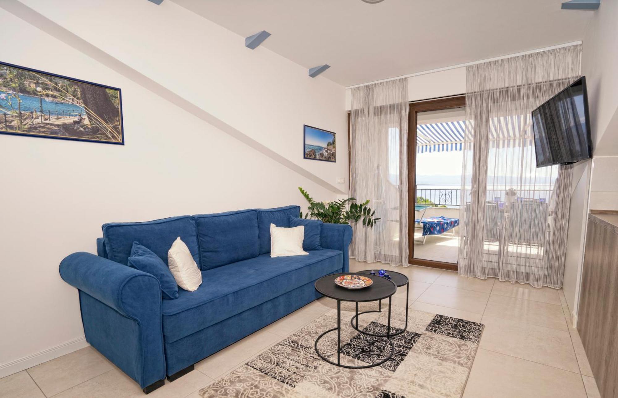 Riviera Blue With Seaview, Private Whirlpools And Parking Near Opatija *