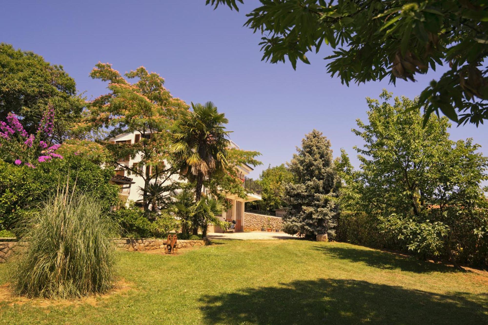Riviera Blue With Seaview, Private Whirlpools And Parking Near Opatija * Opric
