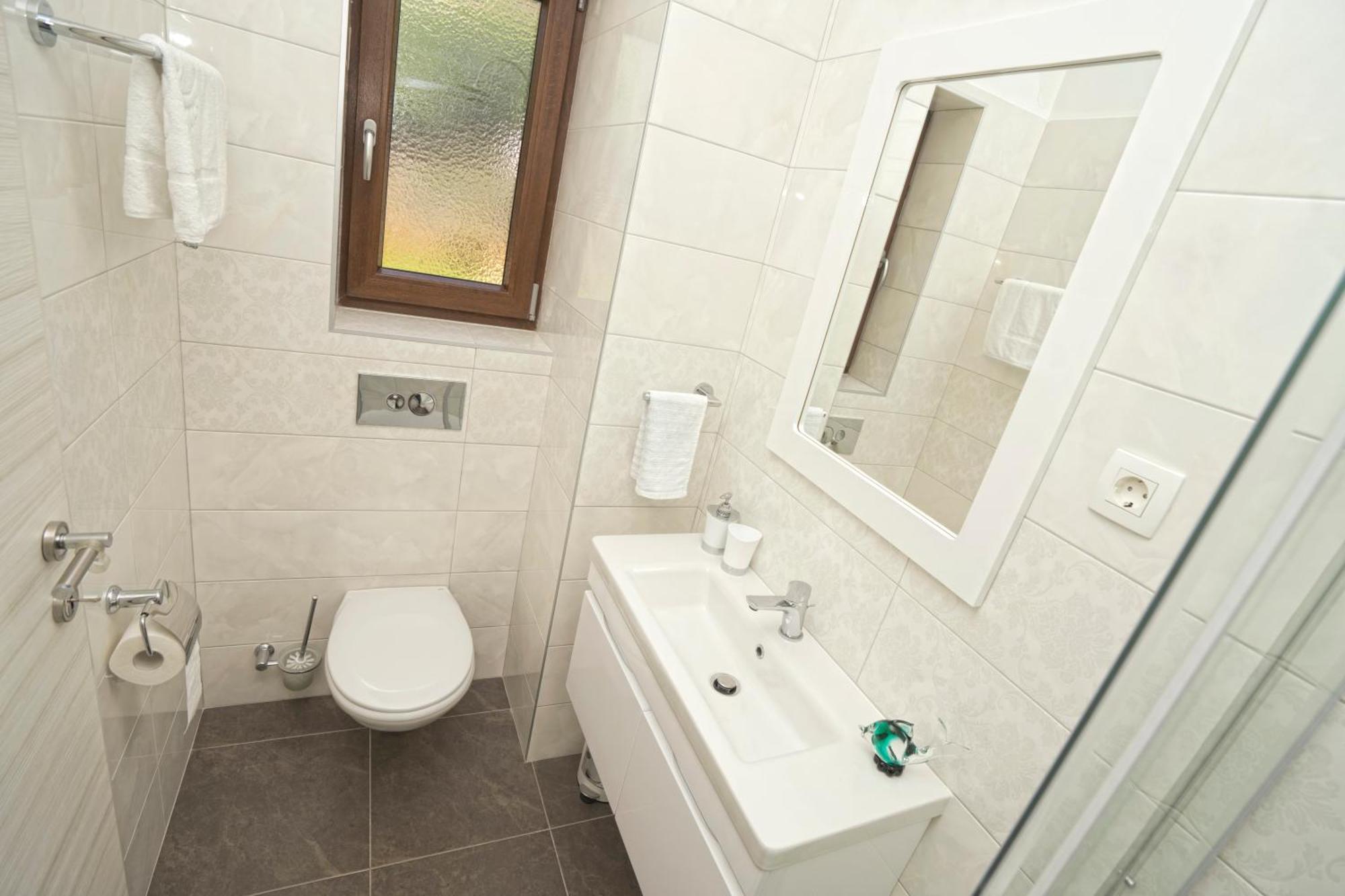 Riviera Blue With Seaview, Private Whirlpools And Parking Near Opatija Opric