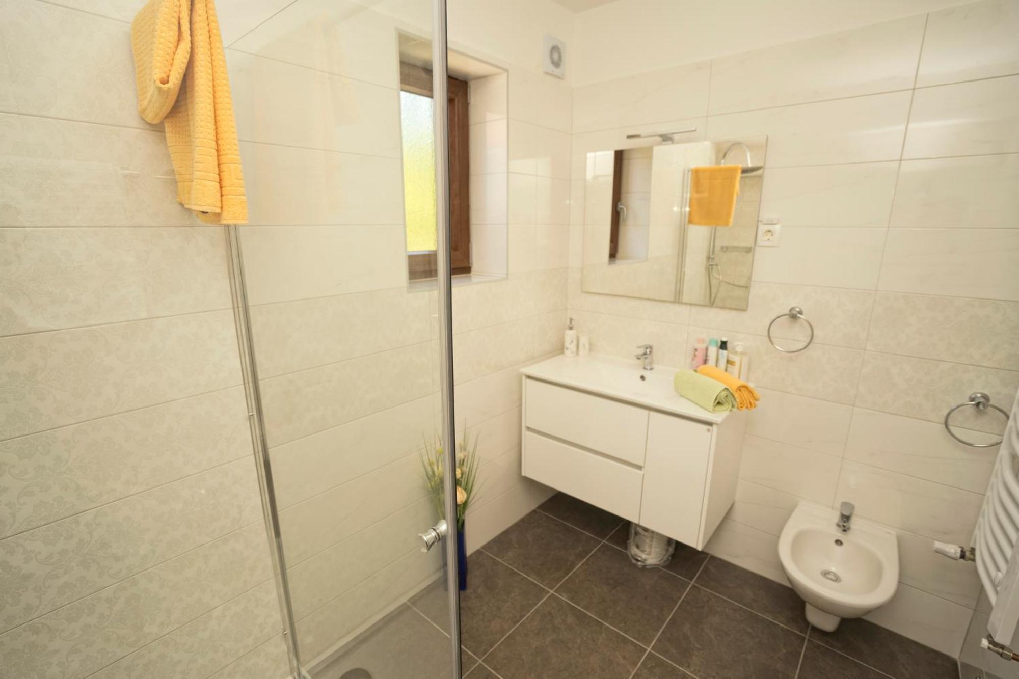 Riviera Blue With Seaview, Private Whirlpools And Parking Near Opatija Opric