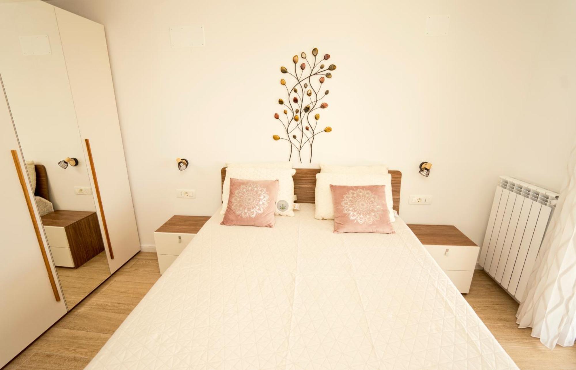 Riviera Blue With Seaview, Private Whirlpools And Parking Near Opatija
