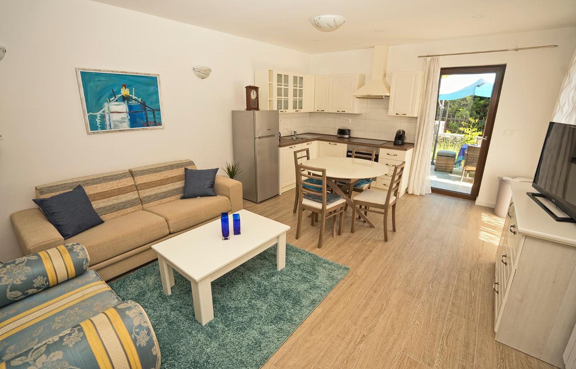Riviera Blue With Seaview, Private Whirlpools And Parking Near Opatija *